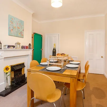 Stone's Throw Townhouse Prázdninový dům York