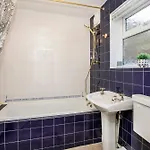 Ferienhaus Stone's Throw Townhouse