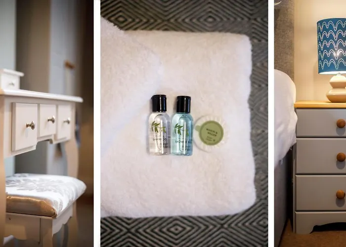 Stone's Throw Townhouse Semesterbostad *