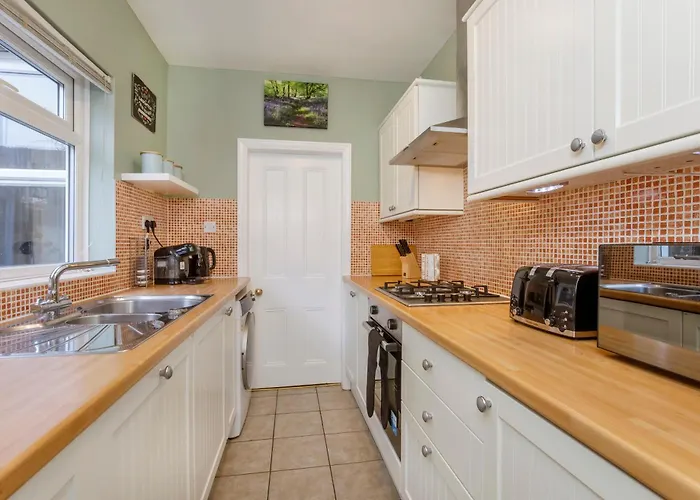 Semesterbostad Stone's Throw Townhouse